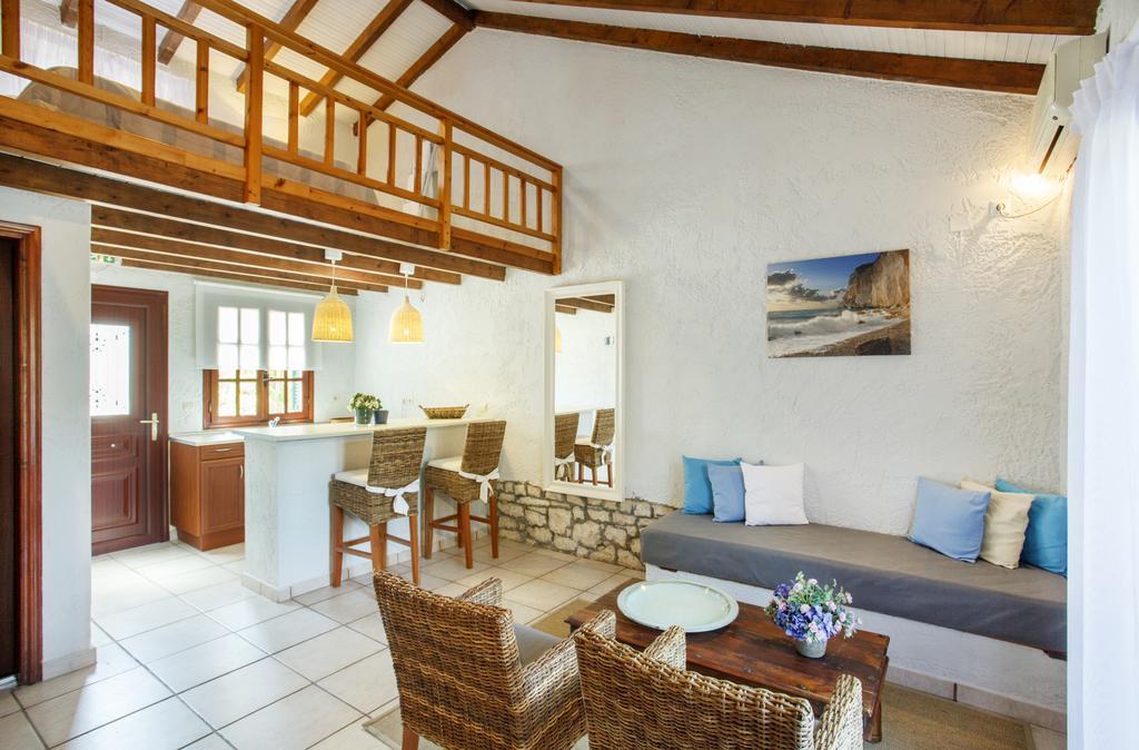 Glyfada Beach Villas Longós Pokoj fotografie